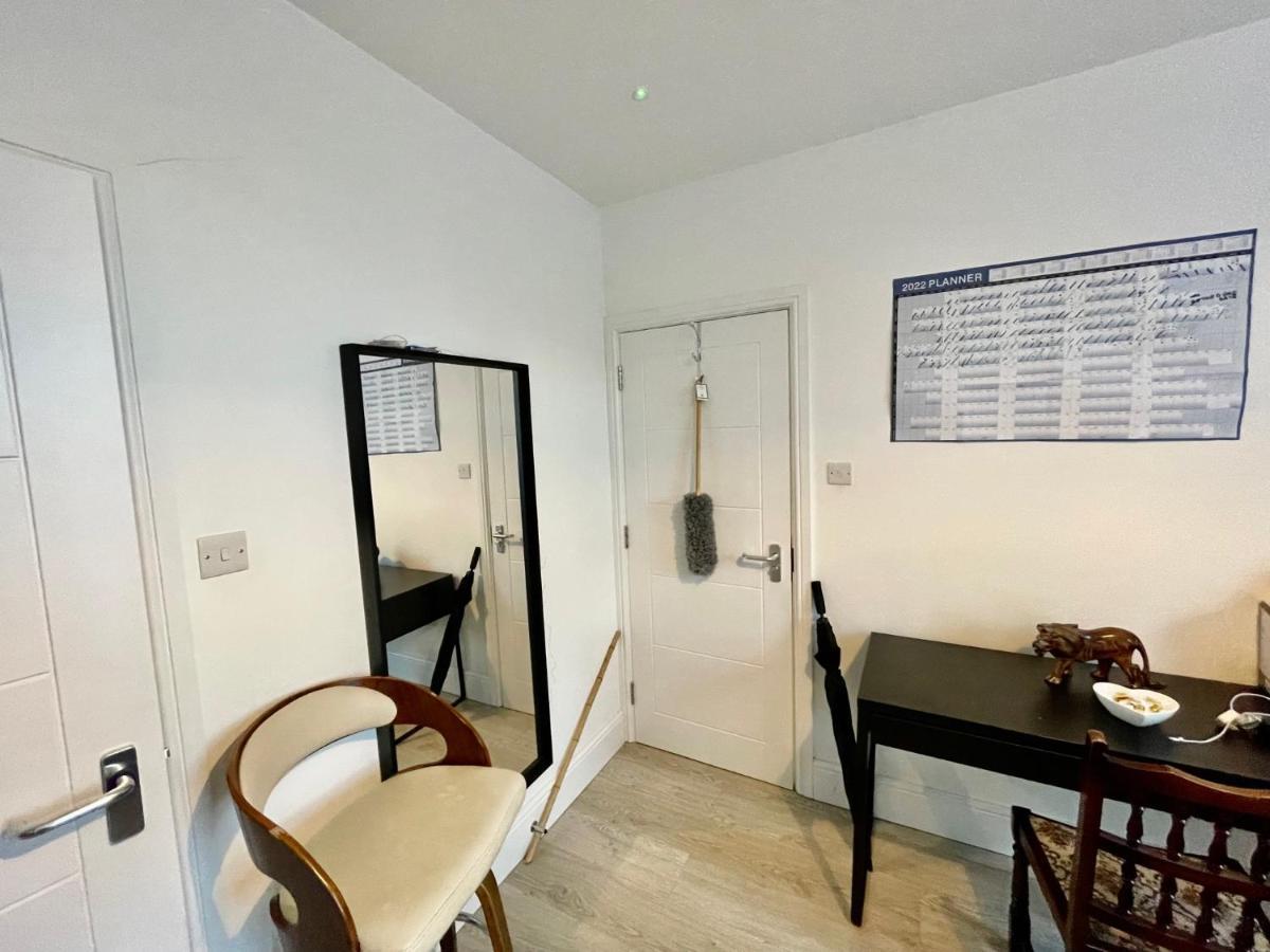 Lovely Self Contained Studio Now Available London Exterior photo