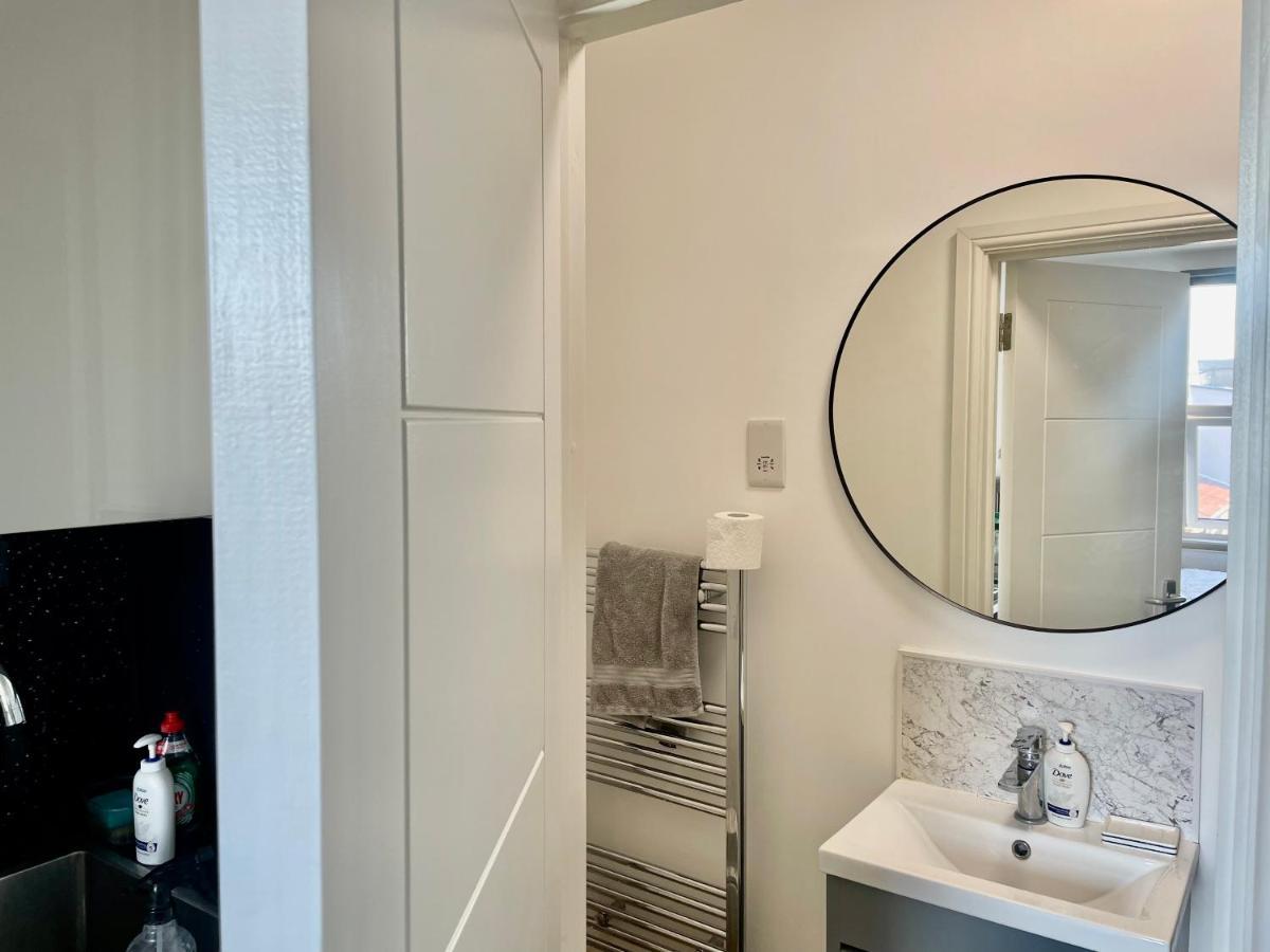 Lovely Self Contained Studio Now Available London Exterior photo